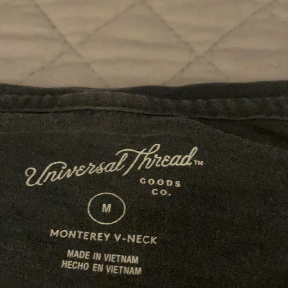 Universal thread three medium T-shirts one gray one tie-dyed white/blue, black - Picture 5 of 5